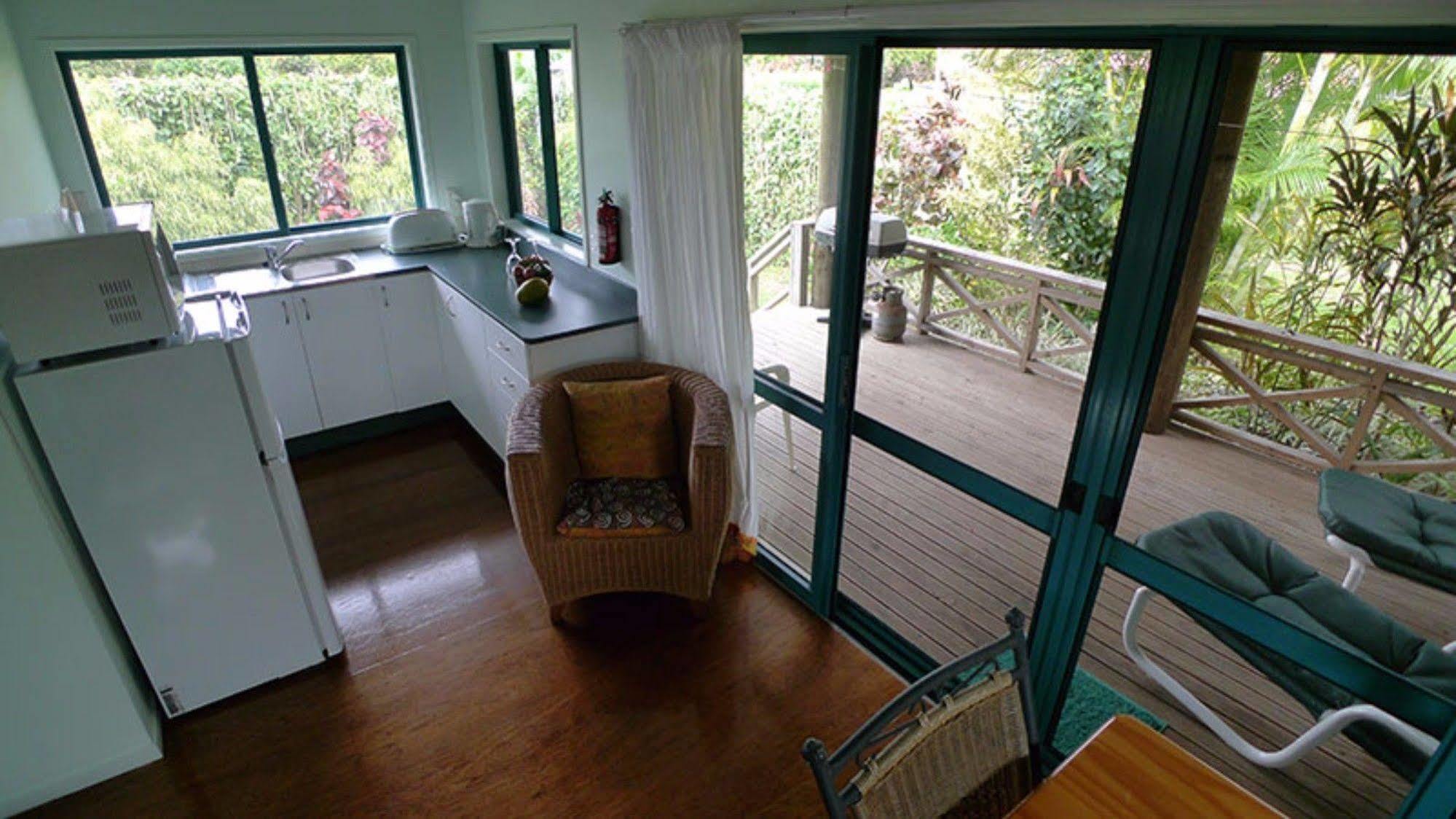 רארוטונגה Aroa Kainga Bungalows And Apartment מראה חיצוני תמונה
