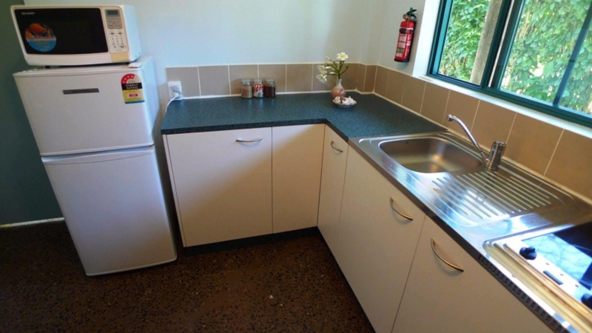 רארוטונגה Aroa Kainga Bungalows And Apartment מראה חיצוני תמונה
